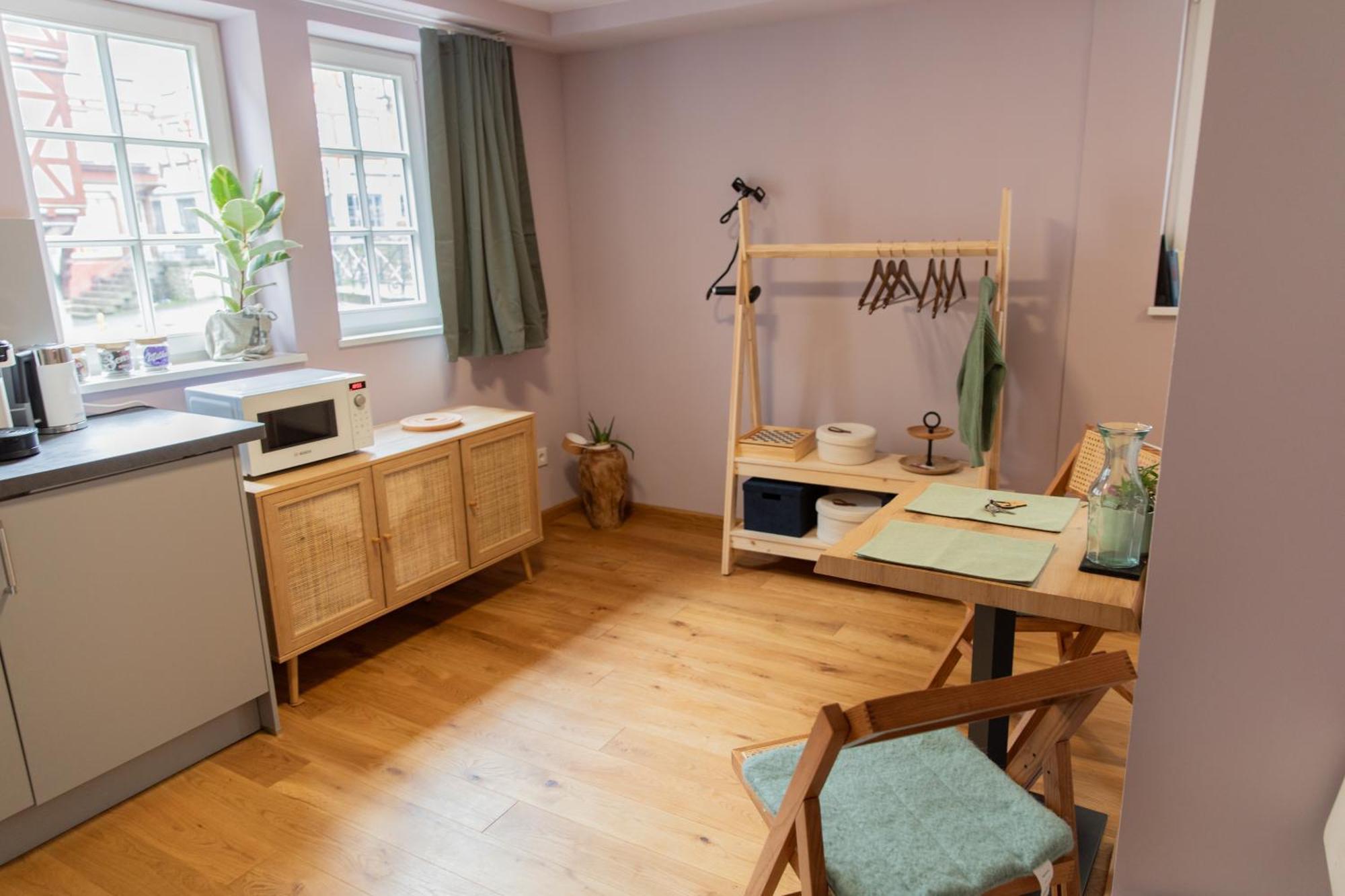 Altstadt Am Dom Wetzlar, 1 Zi, Kueche, Bad Mit Parkplatz Am Grundstueck Apartment Wetzlar